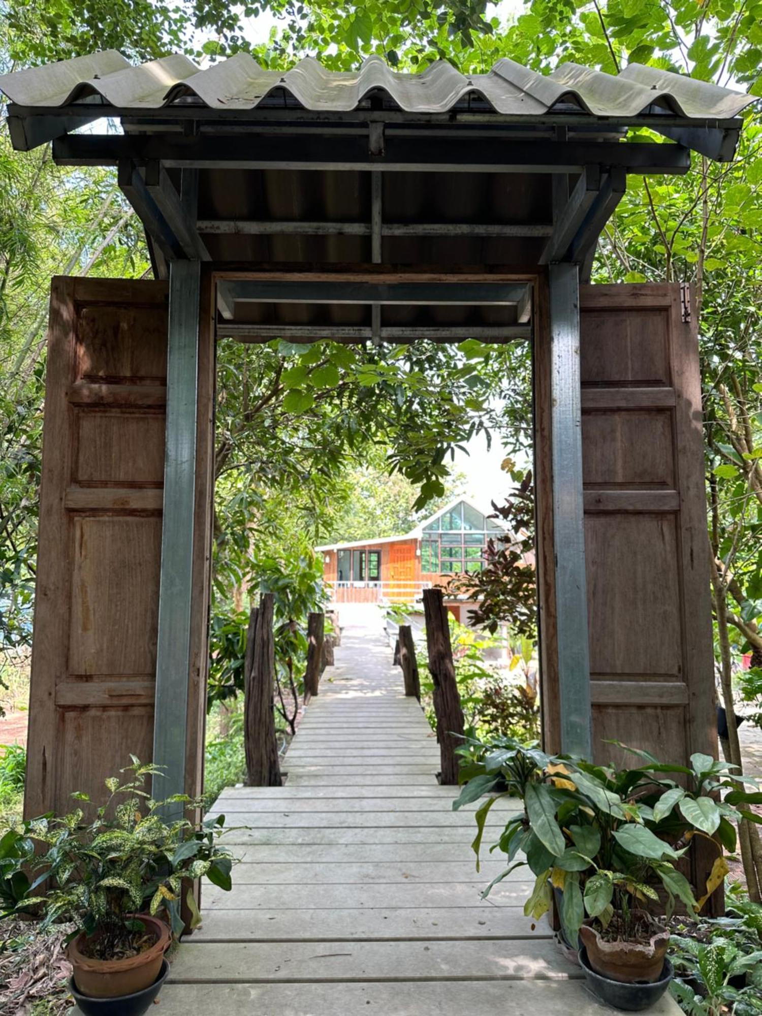 Baan Suan Duang Porn Resort Ban Phae  Exteriör bild
